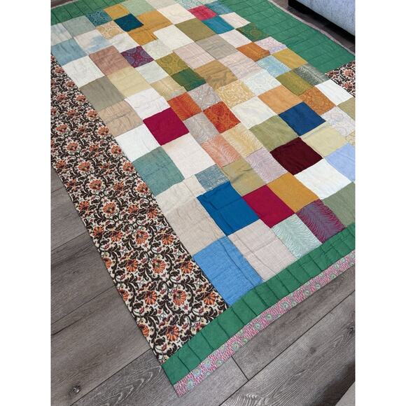 Handmade Quilt Approx 60”x 83” - Picture 6 of 16